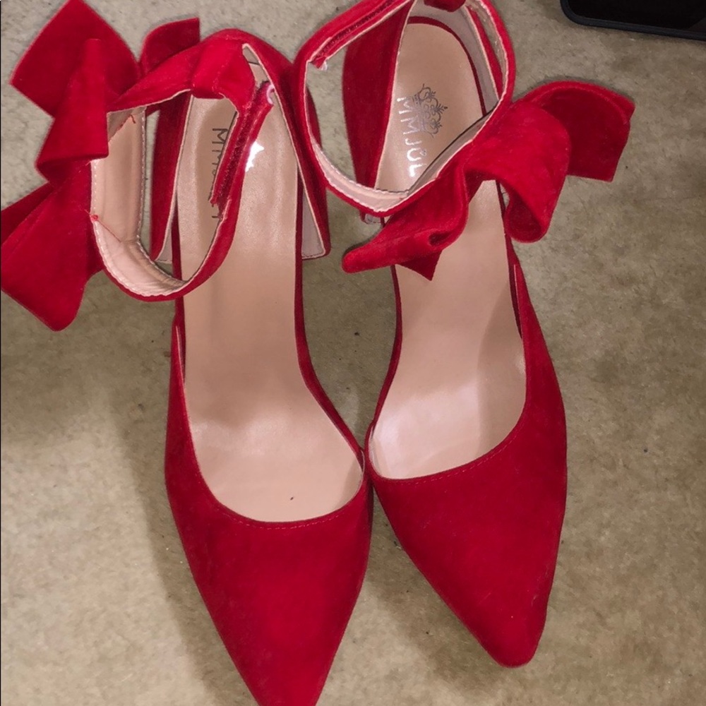Red bow heels - Picture 3 of 3
